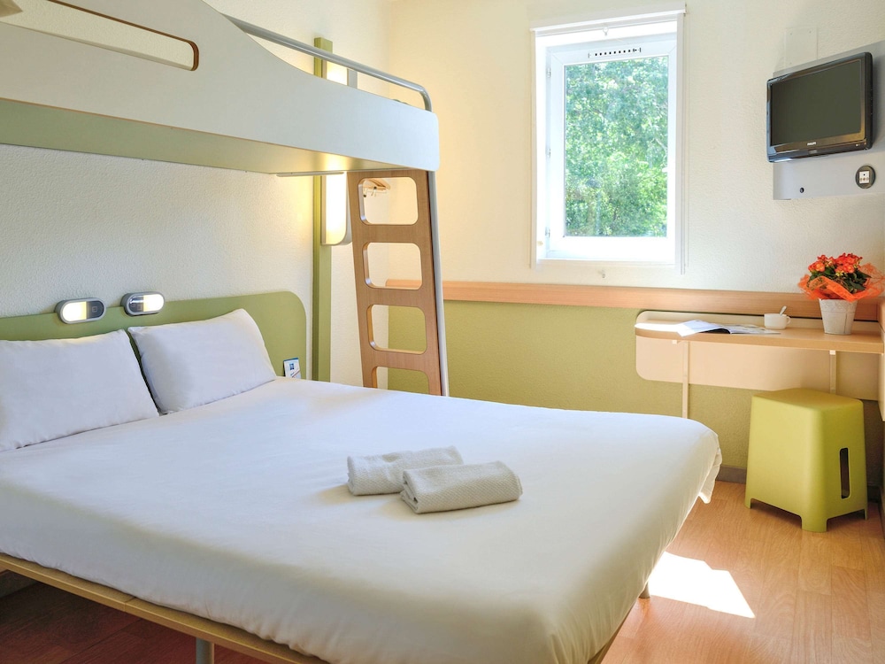 Triple Room, Multiple Beds photo 1