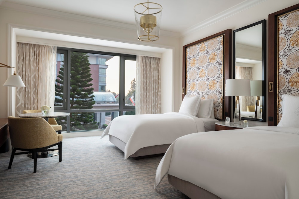 Deluxe Room, 2 Double Beds - Photo 3