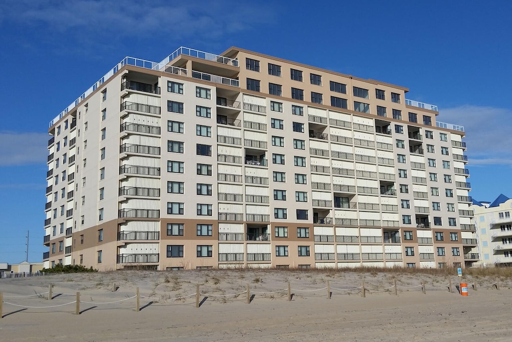 Condo, 2 Bedrooms