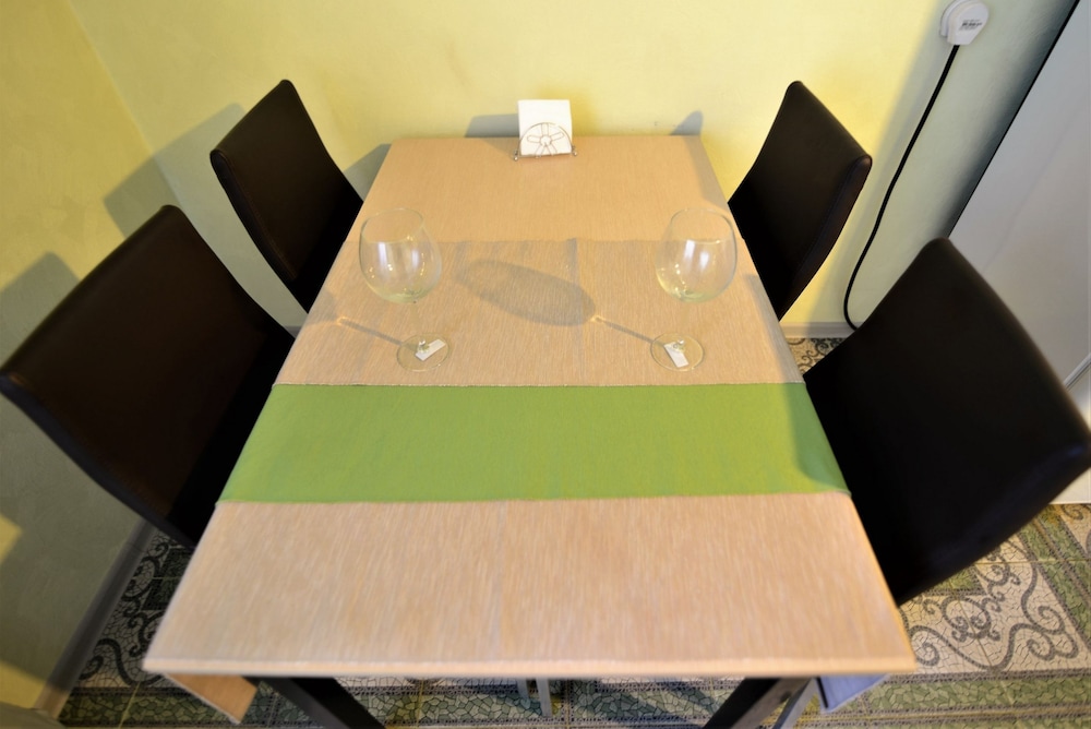 Apartment (B-110) photo 2