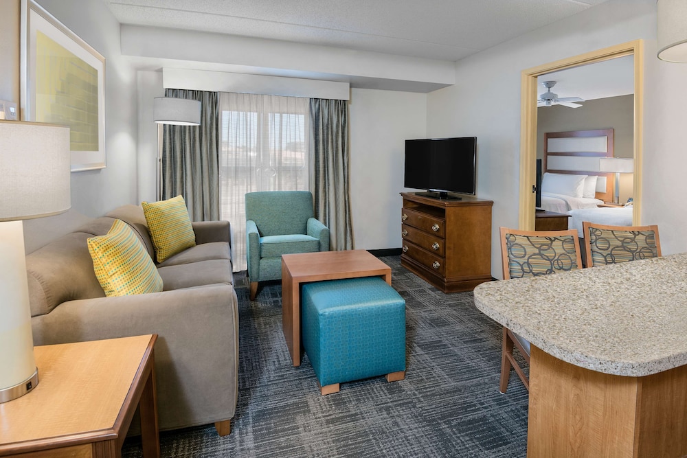 2 Doubles Suite W/Sofabed photo 2