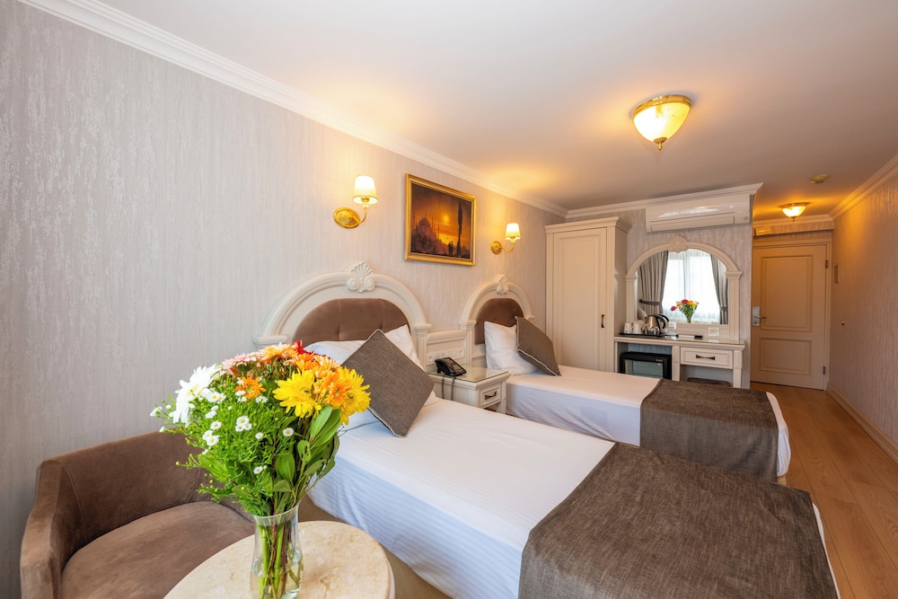 Standard Double or Twin Room photo 3