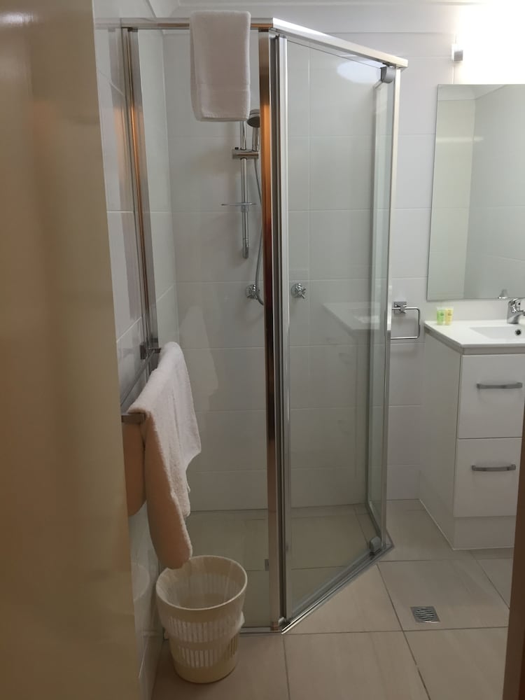 Standard Apartment, 2 Bedrooms, Garden View thumbnail 6