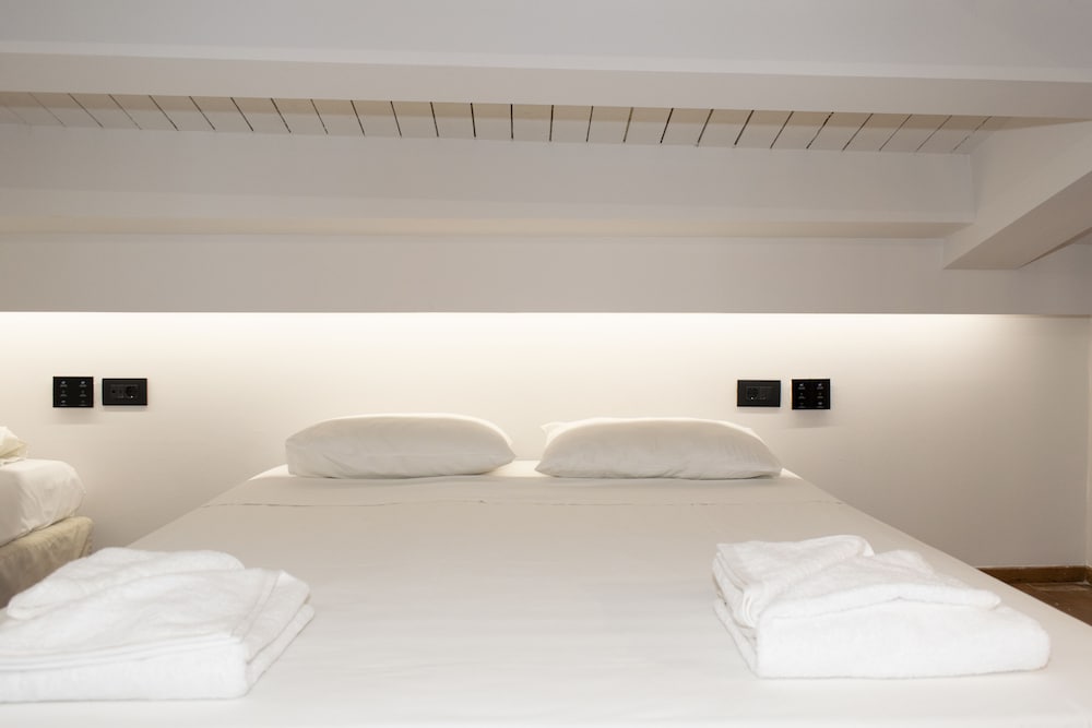 Duplex, 1 Bedroom, Balcony