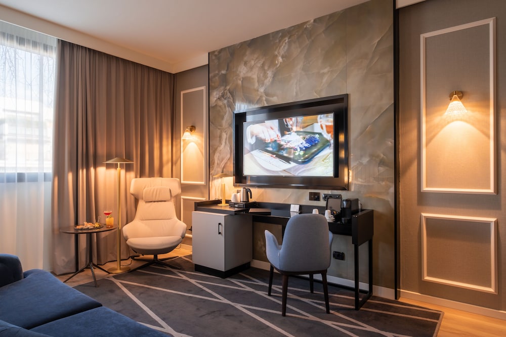 Executive junior suite single use photo 2