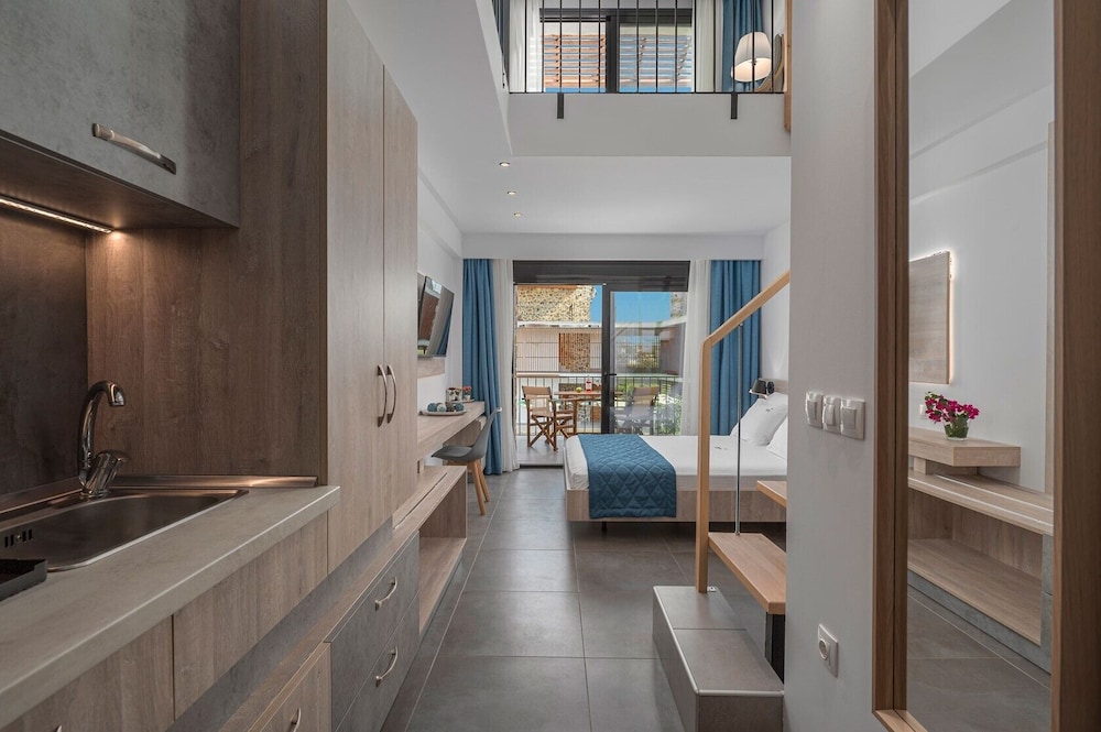 Premier Loft