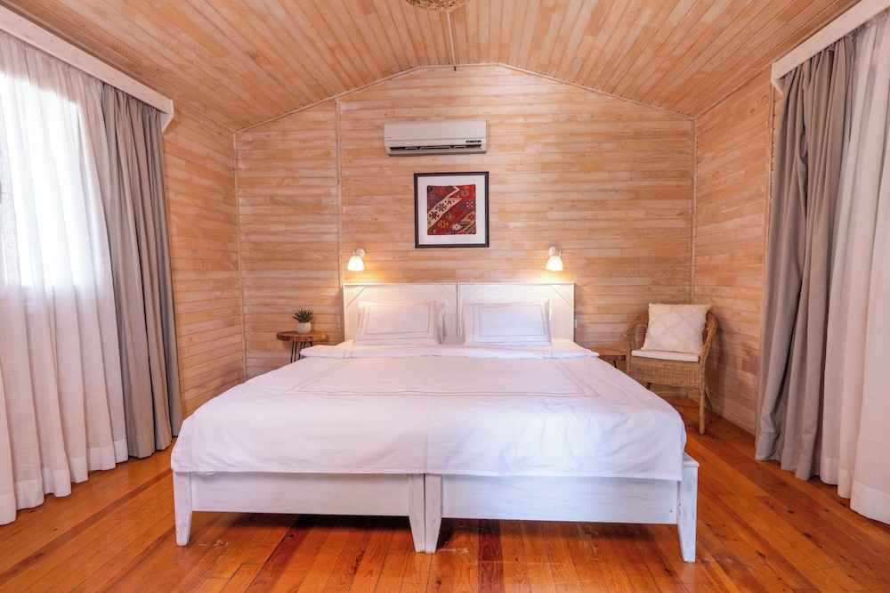 Comfort Double or Twin Room, 1 Bedroom, Courtyard View photo 1