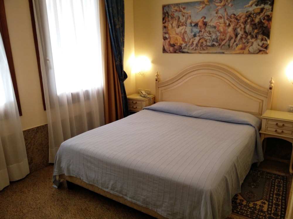 Classic Double Room Single Use
