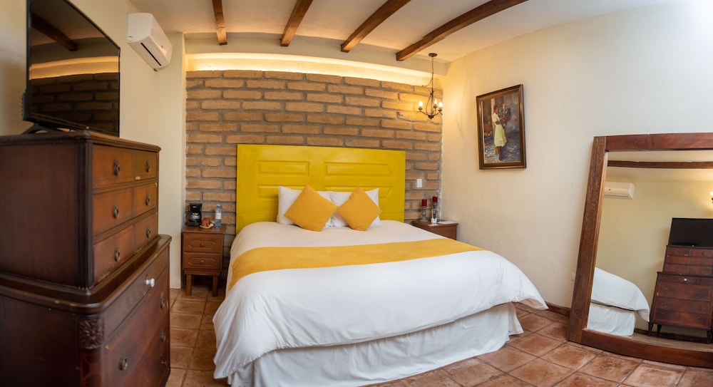Elite Room, 1 King Bed