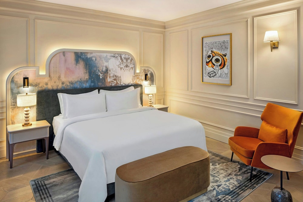 Suite, 1 King Bed