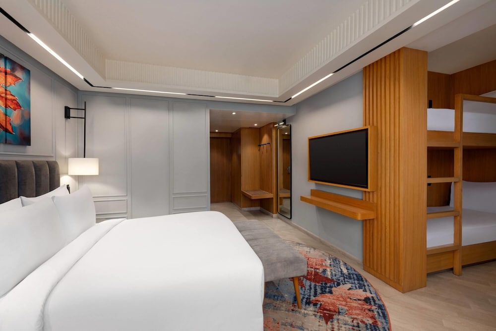 Superior Room, Multiple Beds, River View