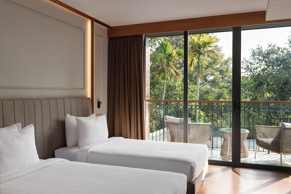 Premium Suite, 1 King Bed (Bradman Pavilion) - Photo 4
