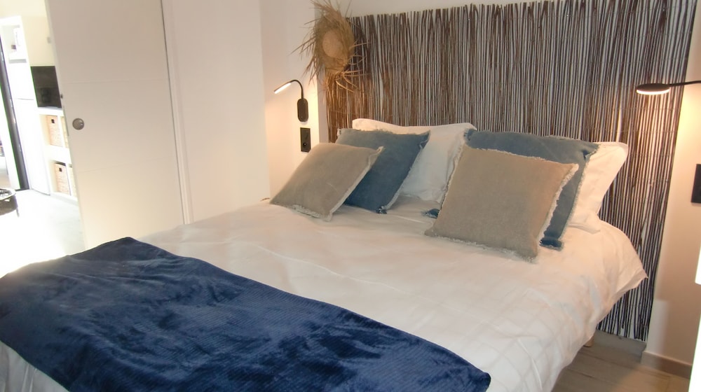Croisette 30m2 (private spa)