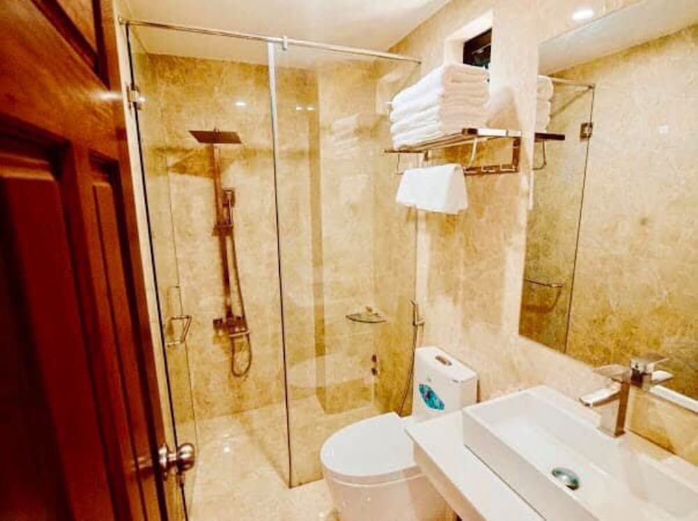 Deluxe Triple Room - Photo 2