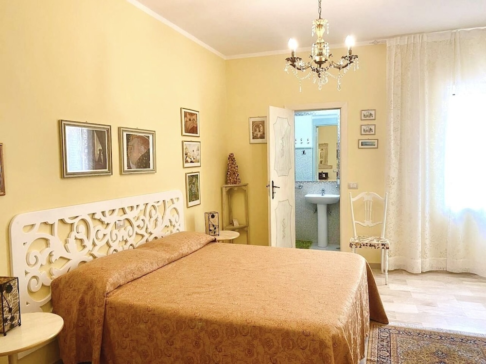 Romantic Room