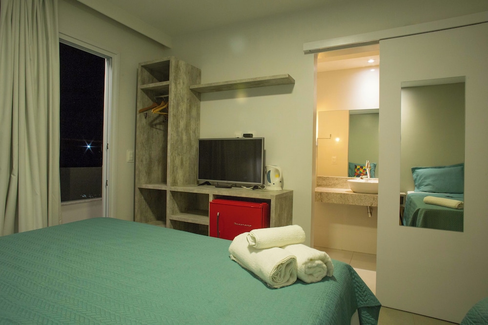 Quarto Triplo com Varanda photo 2