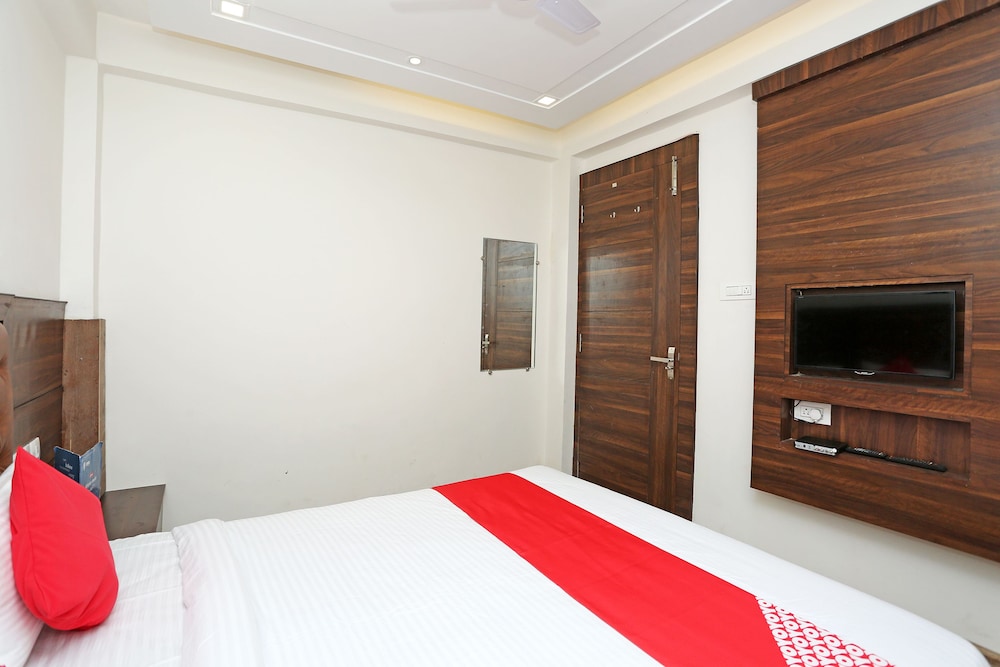 Deluxe Room - Photo 4