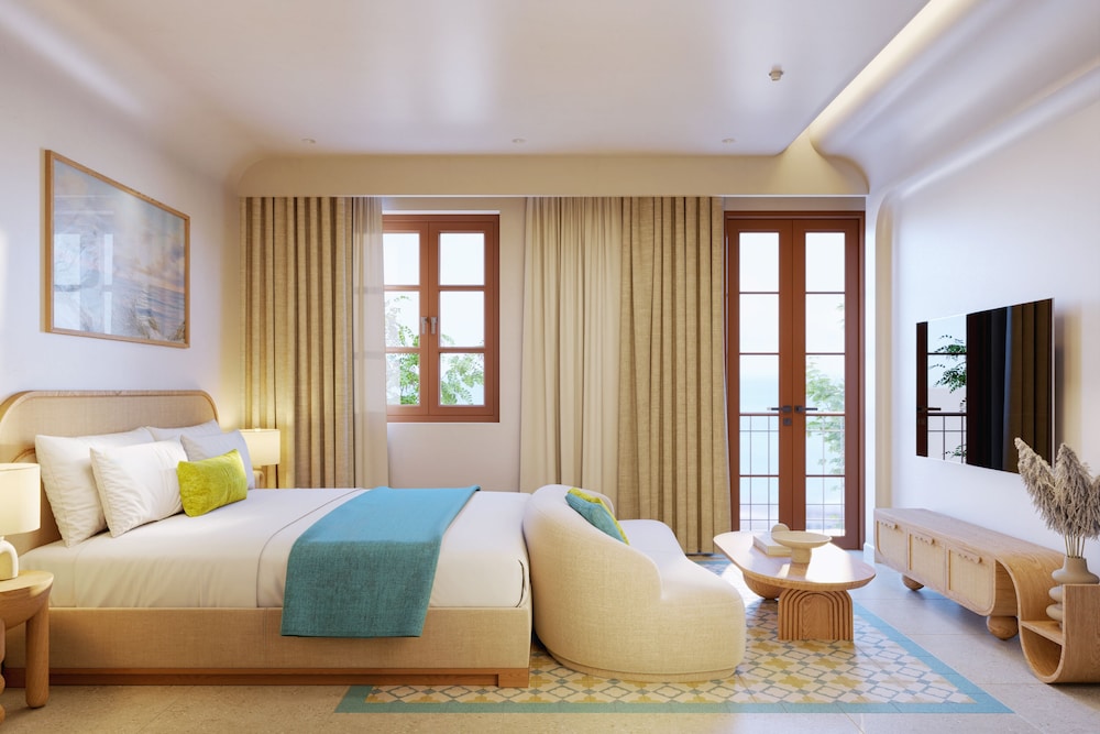 Junior Double or Twin Room, Partial Ocean View