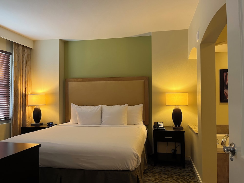 One Bedroom King Suite - Photo 2