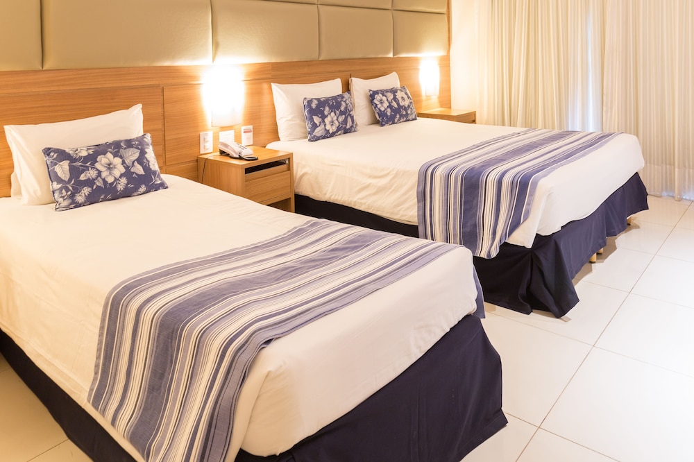 Deluxe Triple Room - Photo 9