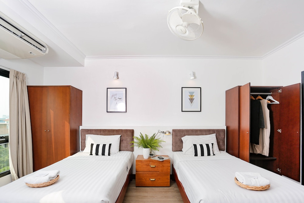 Superior Room, 2 Twin Beds, Refrigerator & Microwave, Garden View photo 2