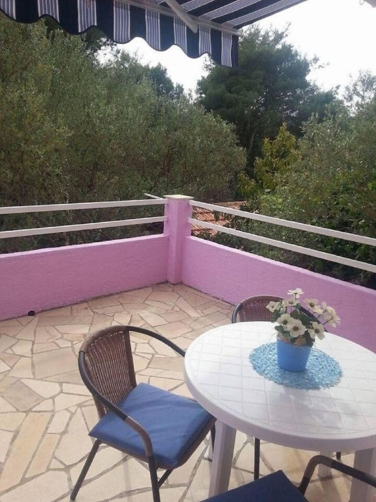 Apartment (Marija - 50m close to the sea - A3(2+) photo 3