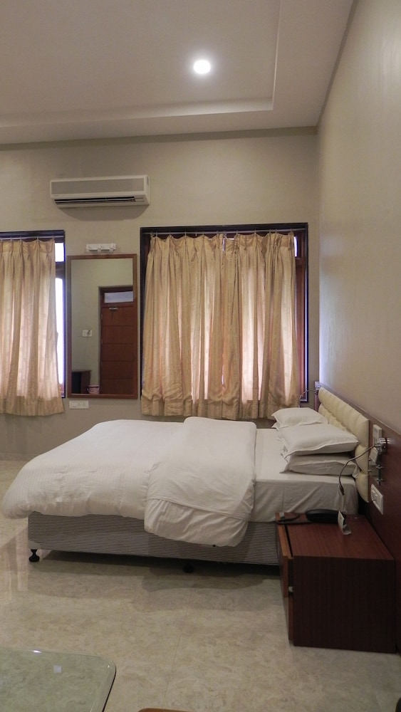 Imperial Room