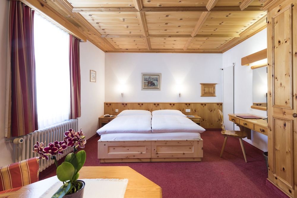 Standard Double Room - Photo 3