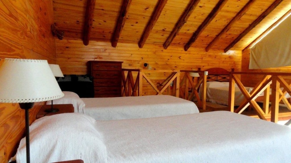 Family Cabin, 2 Bedrooms, Mountain View photo 2