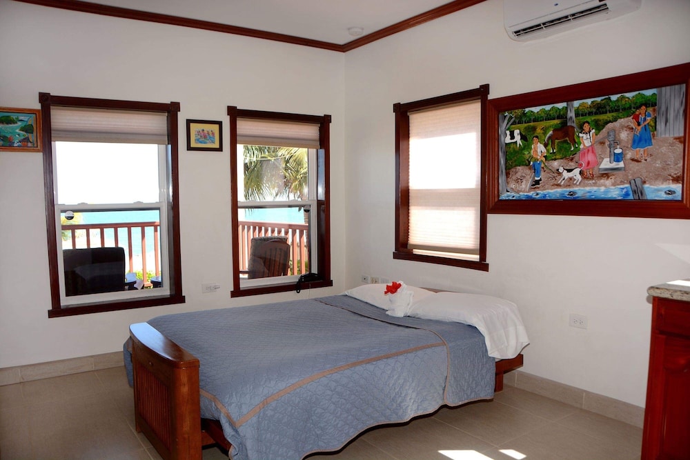 Comfort Single Room, 1 Bedroom, Beach View (Oleander)
