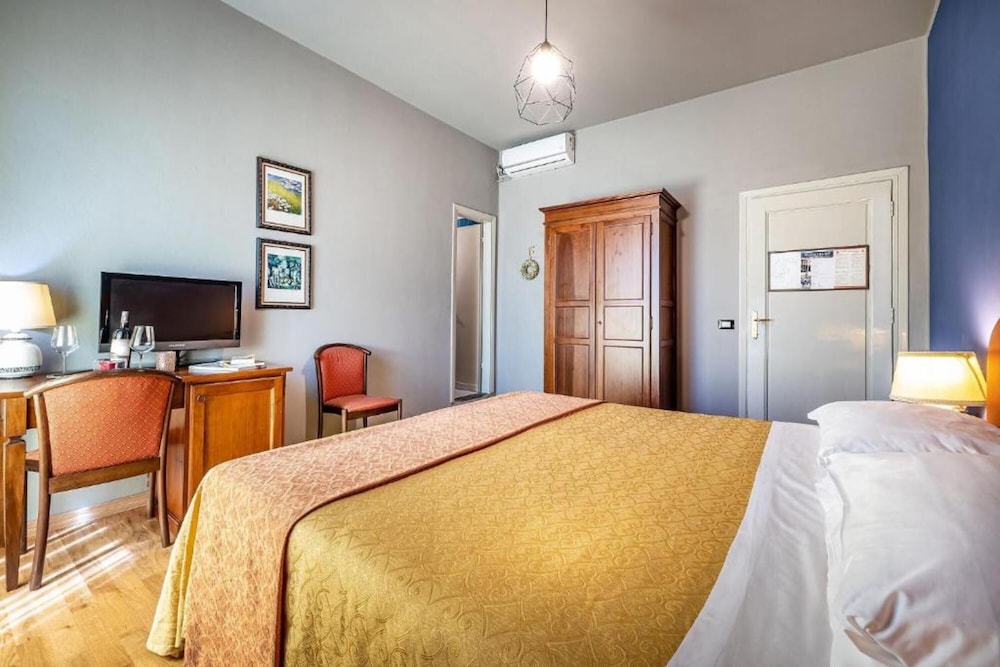 Basic Double Room - Photo 5