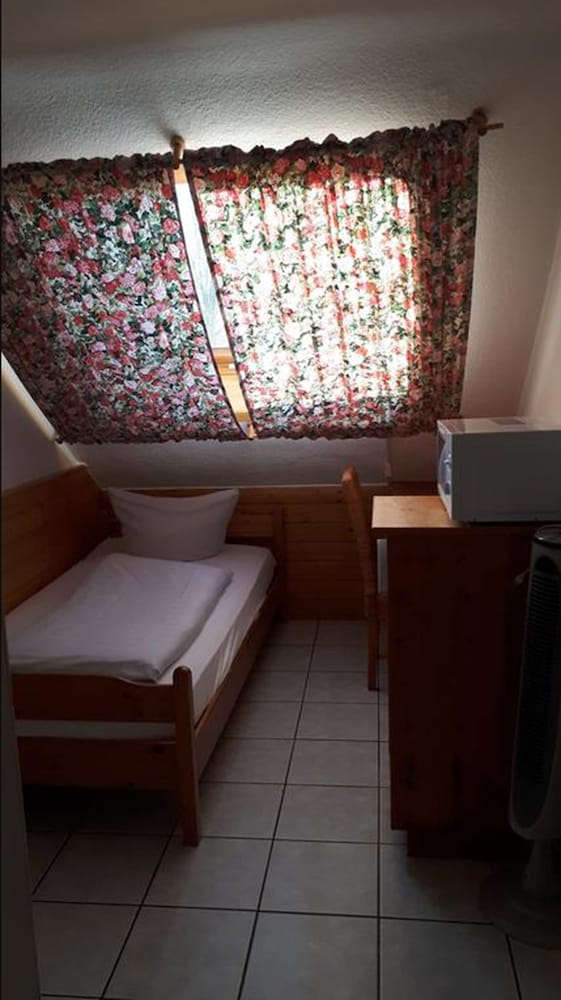 Single Room, 1 Twin Bed photo 1