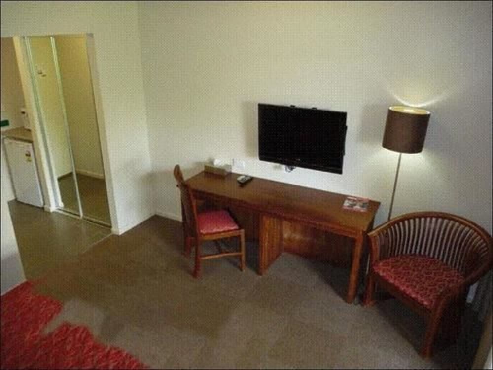 Standard Room, Non Smoking, Balcony (Standard twin room) photo 3