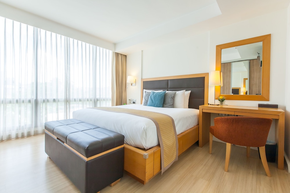 Two Bedroom Executive photo 2