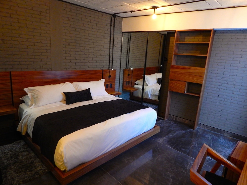 Exclusive Suite