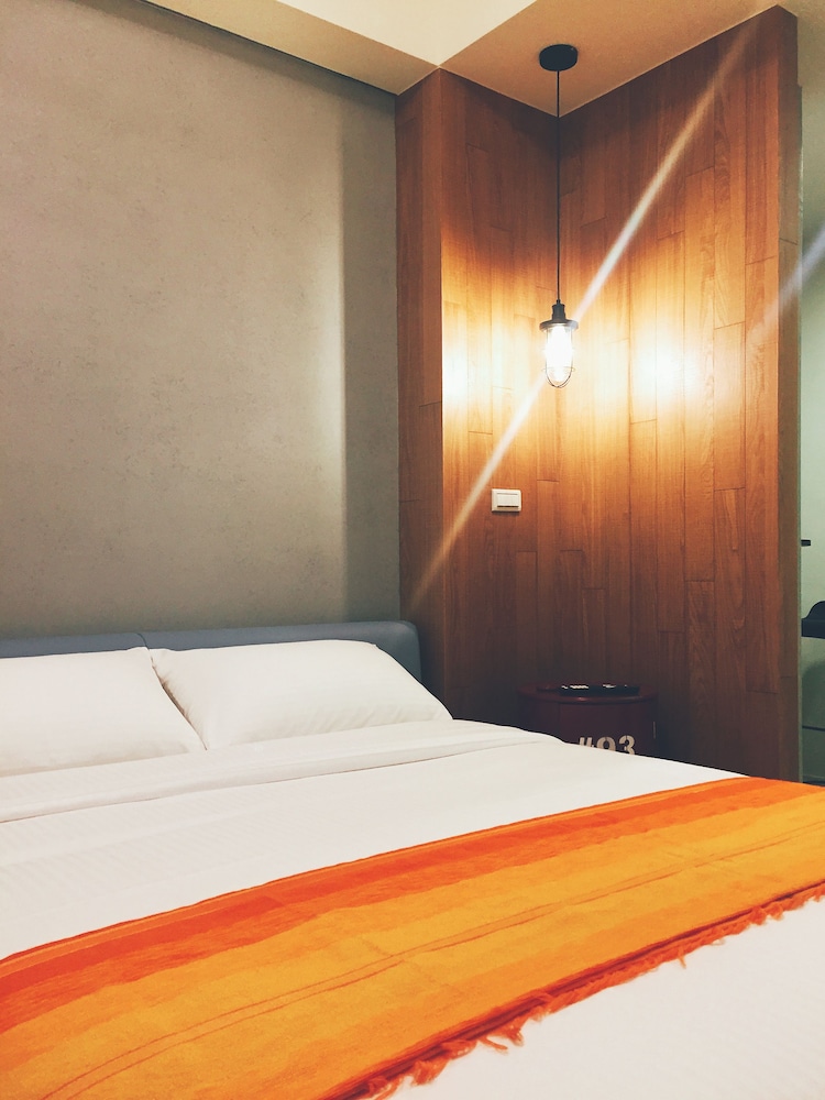Standard Double Room (1-01) photo 3