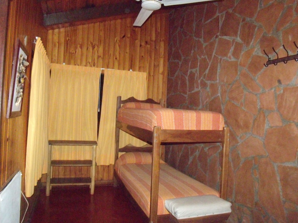 Cabin, Non Smoking, Garden View (1 Queen Bed And 5 Single Bed) photo 2