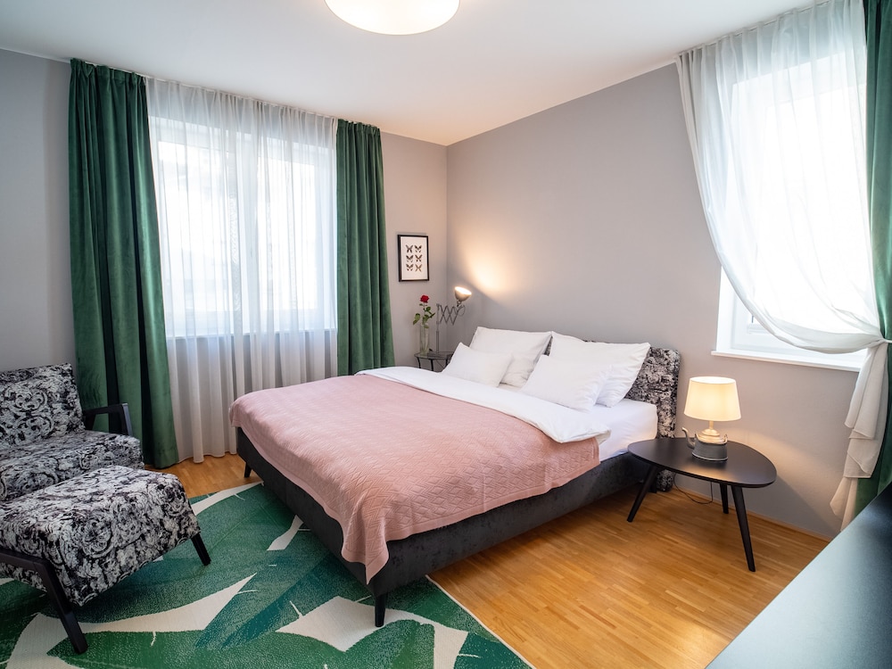 Deluxe Apartment, 2 Bedrooms, Beachfront