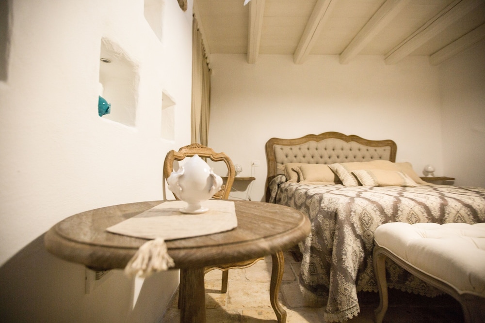 Romantic Suite, Jetted Tub (Trullo Astore) photo 1