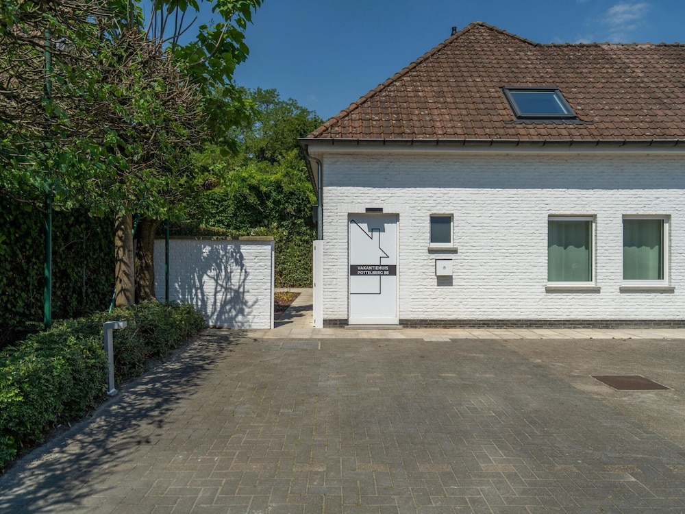 House photo 1