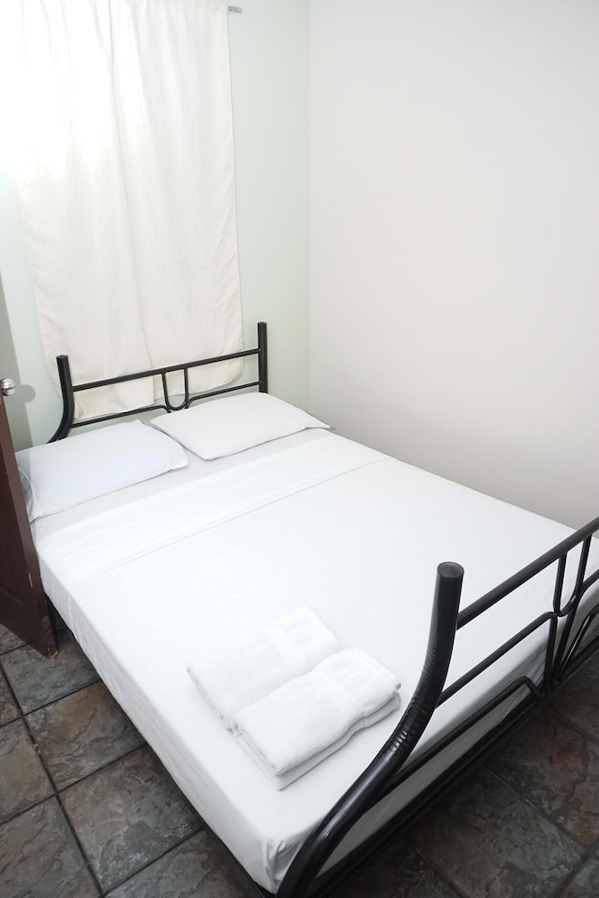 Basic Double Room photo 3