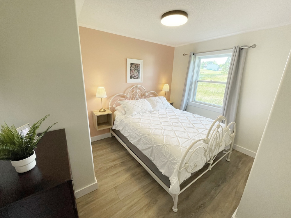 Romantic Suite, 2 Bedrooms, Kitchen, Bay View (Master) photo 3