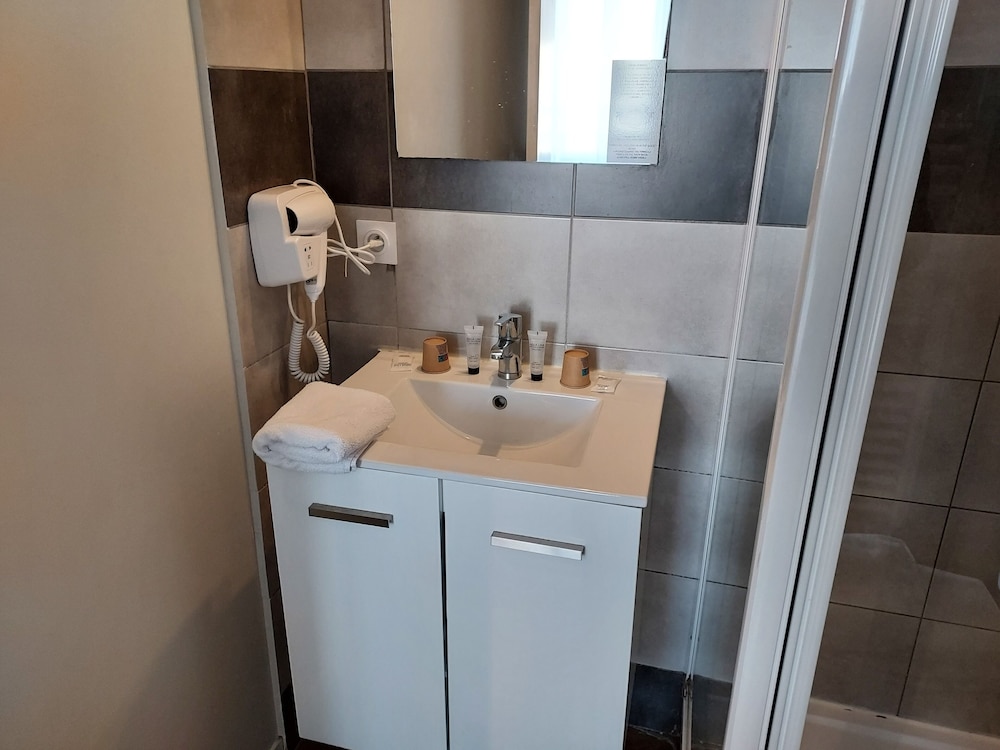 Quadruple Room, 1 Bedroom, Non Smoking, Balcony photo 2