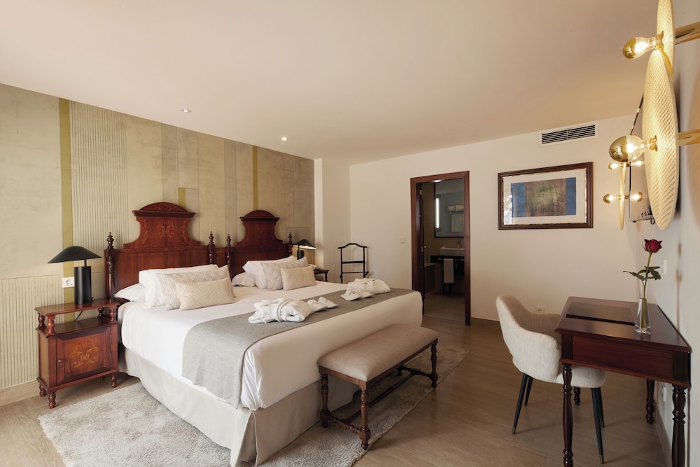 Club Suite, Terrace, Sea View (Preferred Club)