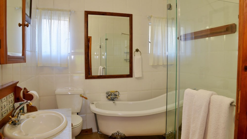 Executive Room, 1 King Bed photo 3