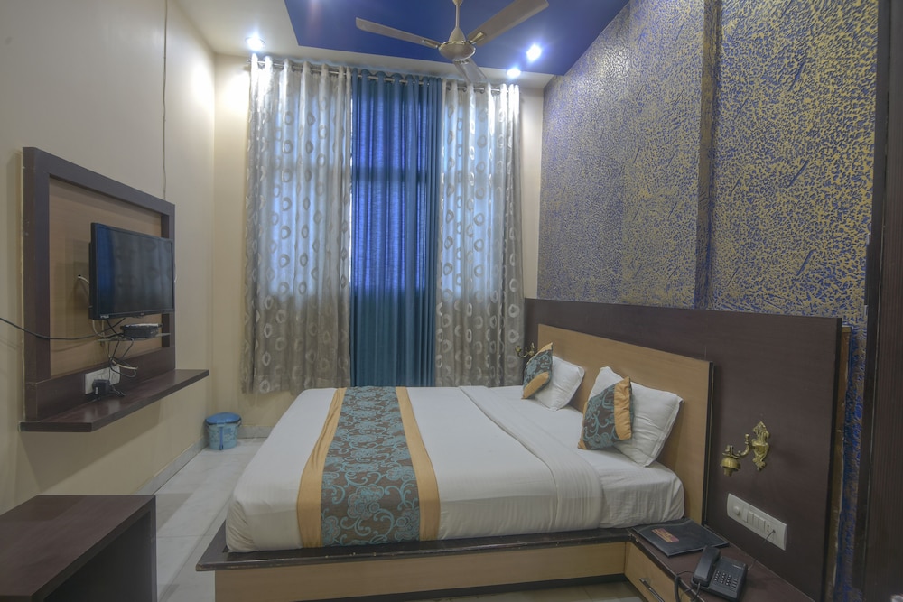 Executive Room - Photo 7