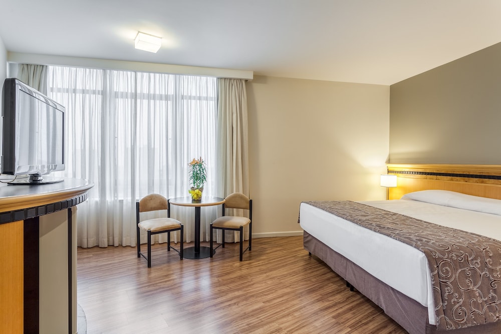 Standard Double Room - Photo 7