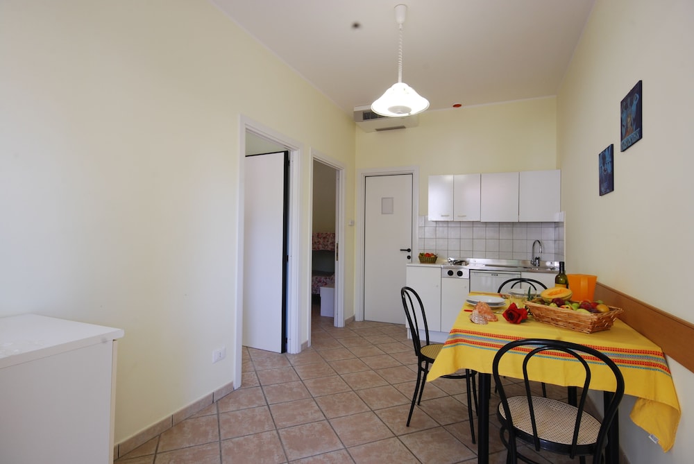 Standard Apartment - Photo 4