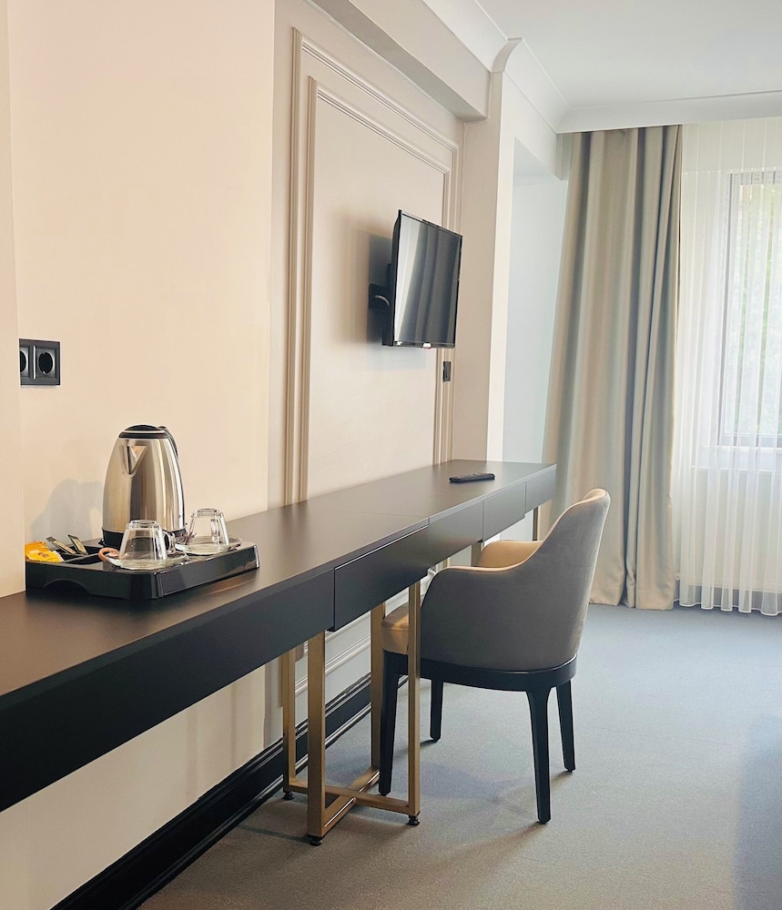 Standard Triple Room photo 2