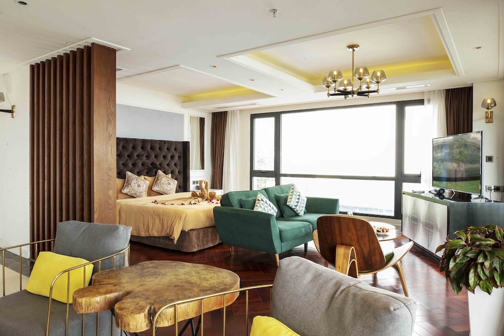 Sofia Suite photo 1